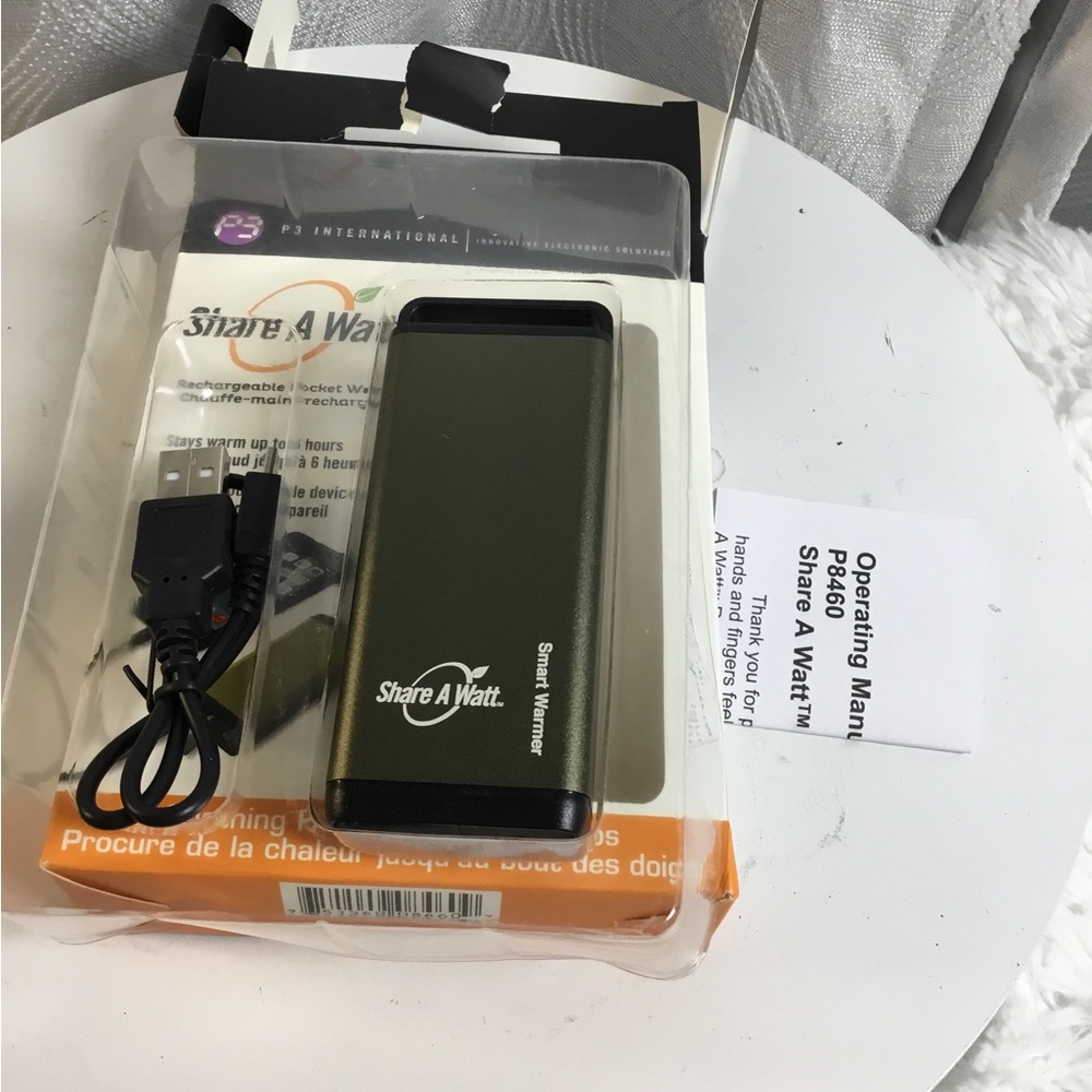 Giveaway Rechargeable Pocket Warmer & Phone Charger - Picture 2 of 4